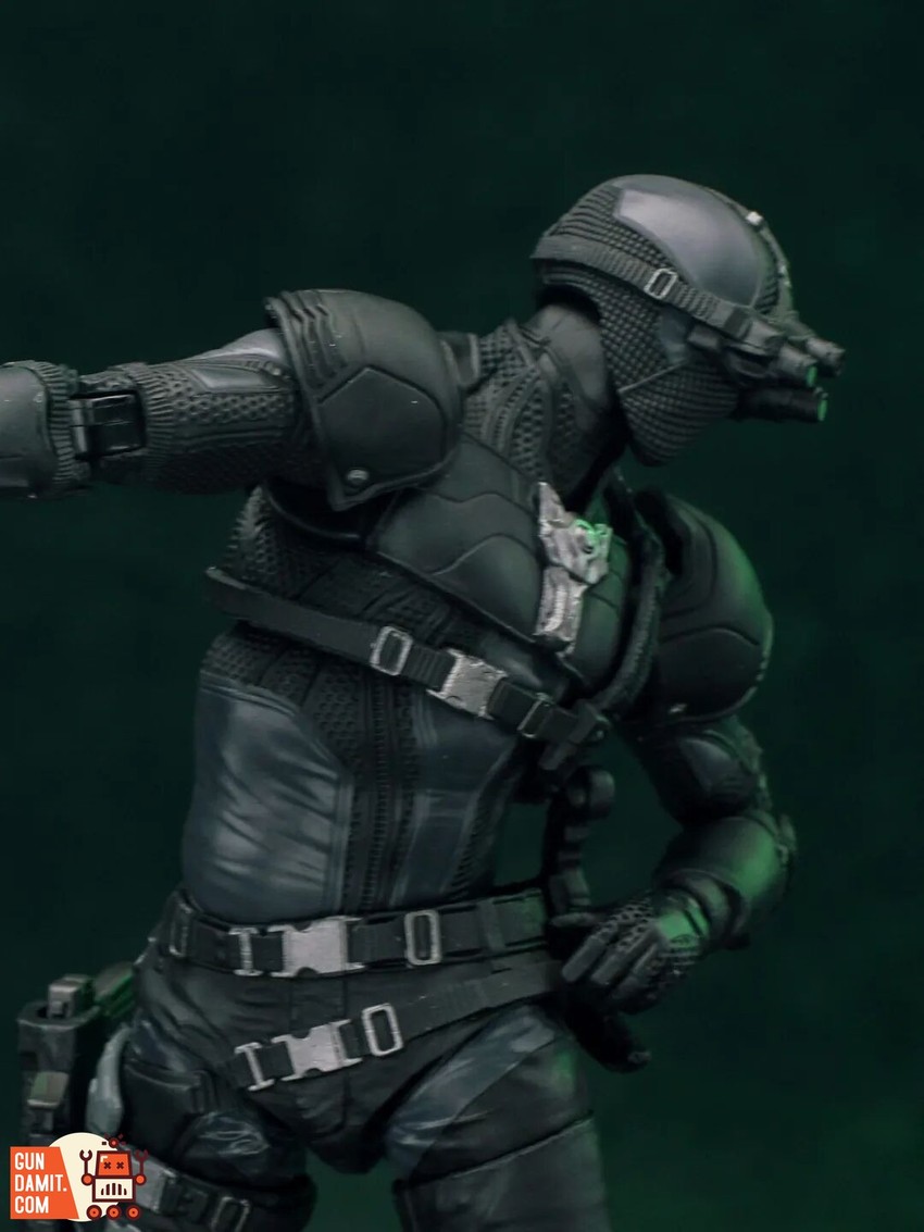 CCS Toys 1/12 FigScript Sam Fisher - View 47 CCS Toys 1/12 FigScript Sam Fisher - View 47