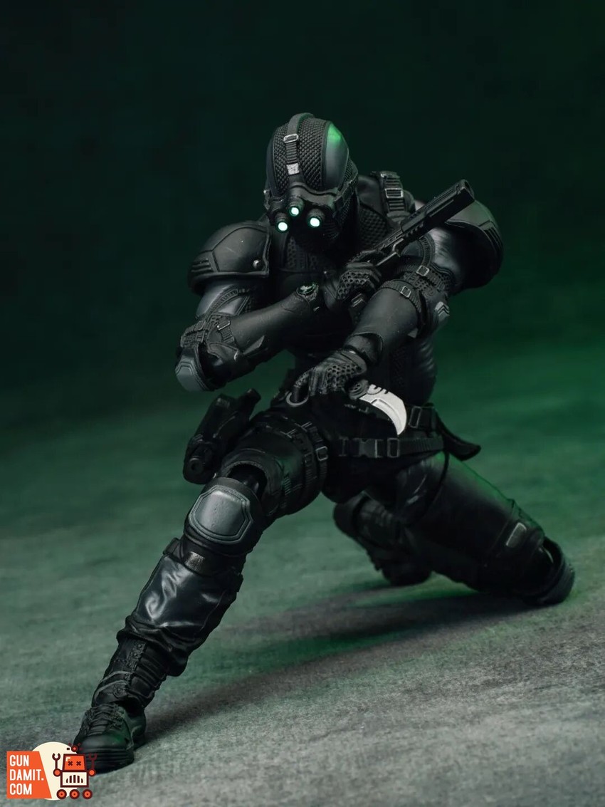 CCS Toys 1/12 FigScript Sam Fisher - View 3 CCS Toys 1/12 FigScript Sam Fisher - View 3