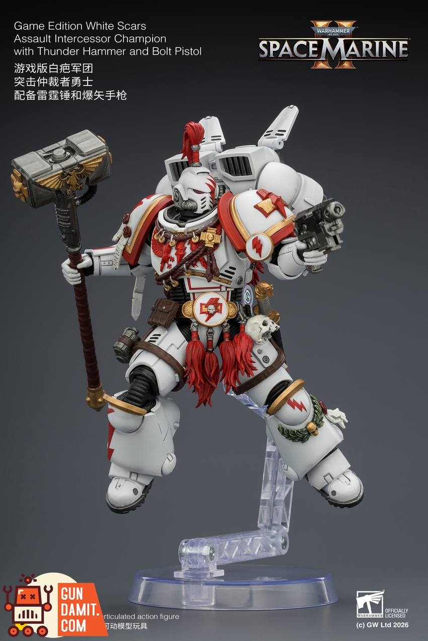 JoyToy JT04407 1/18 Warhammer 40K Game Edition White Scars Assault Intercessor Champion with Thunder Hammer and Bolt Pistol - View 7 JoyToy JT04407 1/18 Warhammer 40K Game Edition White Scars Assault Intercessor Champion with Thunder Hammer and Bolt Pistol - View 7
