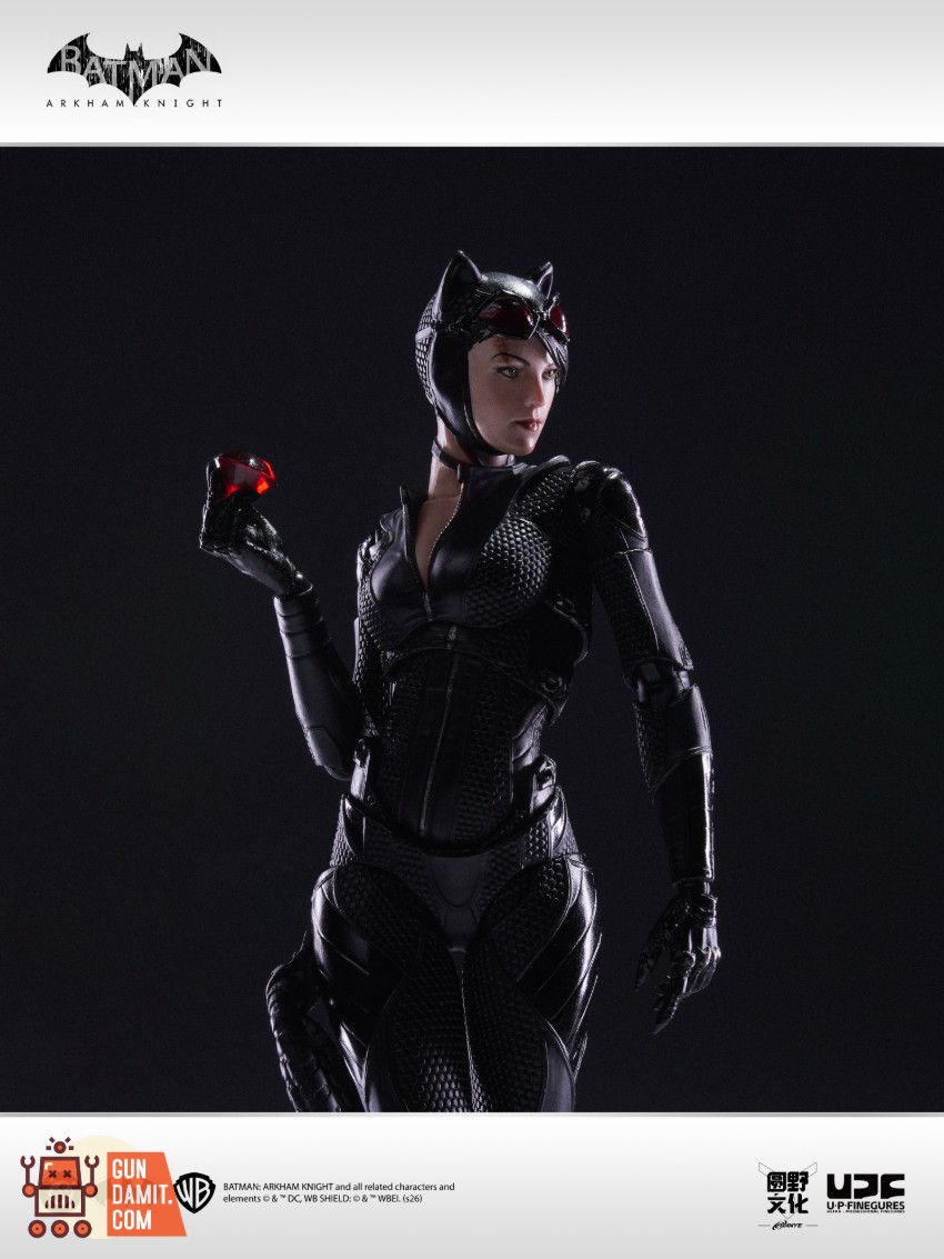 LPZZ Batman Catwoman - View 12 LPZZ Batman Catwoman - View 12