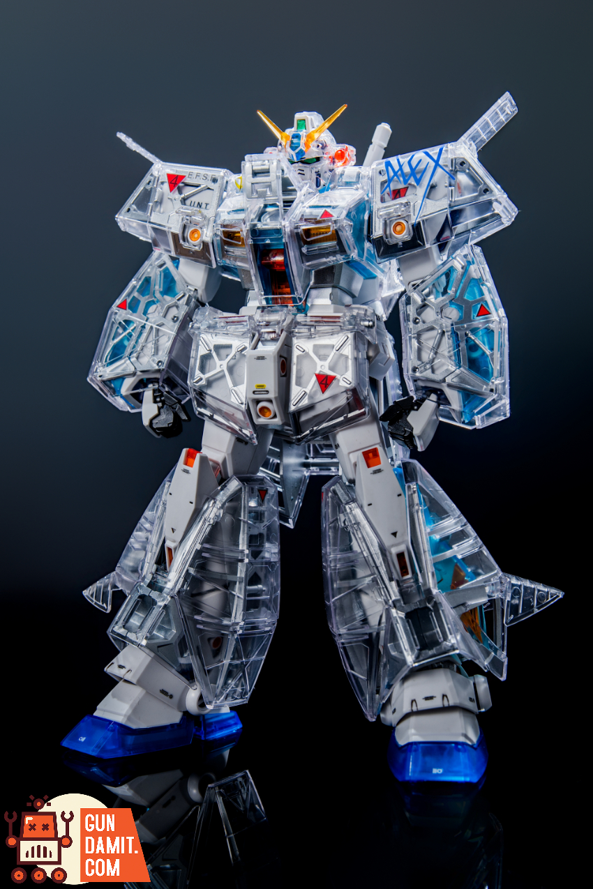 Yiming Model 1/100 YM001J Alex 2.0 Model Kit Clear Color Ver. - View 3 Yiming Model 1/100 YM001J Alex 2.0 Model Kit Clear Color Ver. - View 3