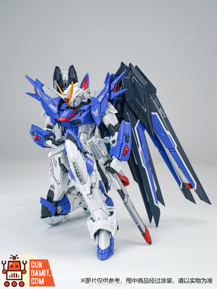 Shenma Model 1/100 Azure Knight Model Kit - View 1 Shenma Model 1/100 Azure Knight Model Kit - View 1