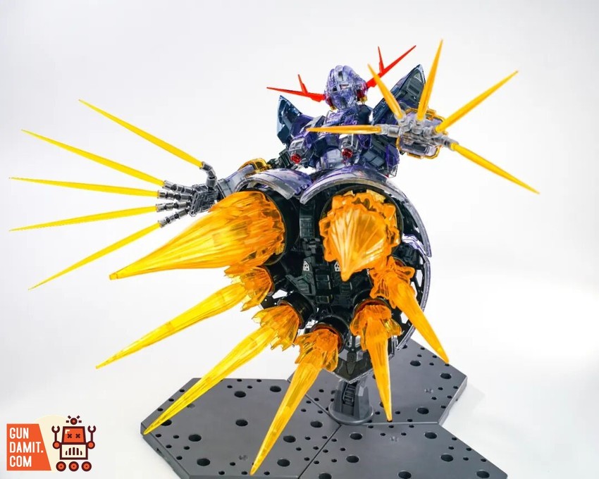 A Baoa Qu Model 1/100 Zhanshenhao Model Kit Translucent Colored Ver. - View 32 A Baoa Qu Model 1/100 Zhanshenhao Model Kit Translucent Colored Ver. - View 32