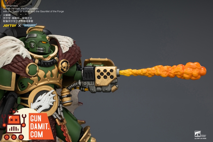 JoyToy JT04438 1/18 Warhammer 40K Salamanders Vulkan He'stan, the Forgefather with the Spear of Vulkan and the Gauntlet of the Forge - View 6 JoyToy JT04438 1/18 Warhammer 40K Salamanders Vulkan He'stan, the Forgefather with the Spear of Vulkan and the Gauntlet of the Forge - View 6