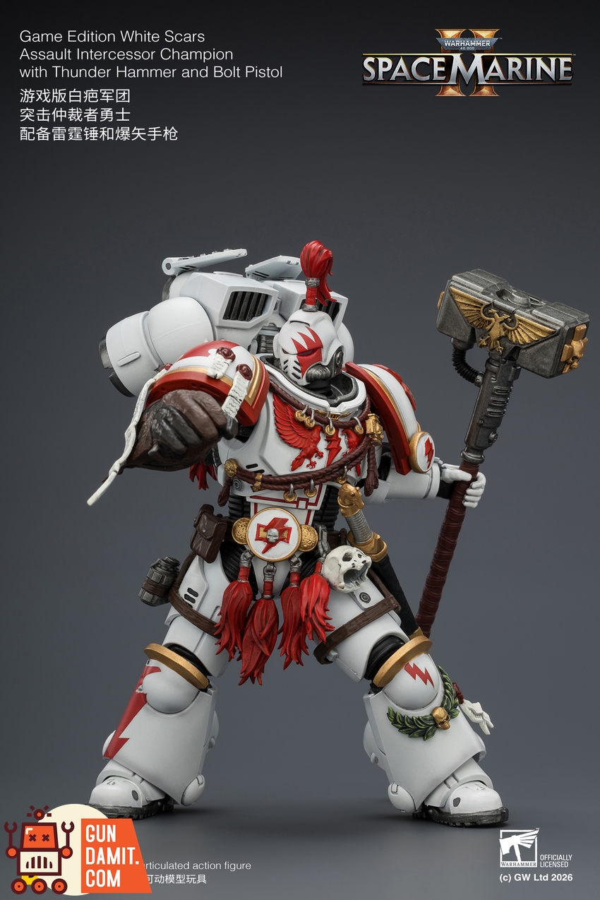 JoyToy JT04407 1/18 Warhammer 40K Game Edition White Scars Assault Intercessor Champion with Thunder Hammer and Bolt Pistol - View 5 JoyToy JT04407 1/18 Warhammer 40K Game Edition White Scars Assault Intercessor Champion with Thunder Hammer and Bolt Pistol - View 5