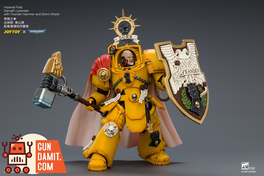 JoyToy JT04896 1/18 Warhammer 40K Imperial Fists Darnath Lysander with Thunder Hammer and Storm Shield - View 5 JoyToy JT04896 1/18 Warhammer 40K Imperial Fists Darnath Lysander with Thunder Hammer and Storm Shield - View 5