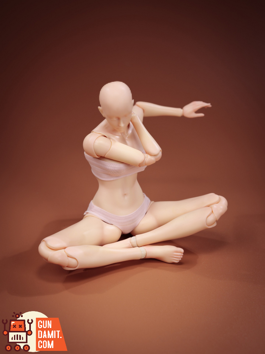 trickyMan12 & WORKING DIVA 1/6 FB-10032 DT02B Teen Girl Body Type Dewy Warm Toned Fair Skin Version - View 10 trickyMan12 & WORKING DIVA 1/6 FB-10032 DT02B Teen Girl Body Type Dewy Warm Toned Fair Skin Version - View 10