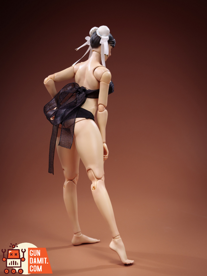 trickyMan12 & WORKING DIVA 1/6 FB-10032 DT06C Female Tall and Curvy Body Type Dewy Warm Toned Tan Skin Version - View 10 trickyMan12 & WORKING DIVA 1/6 FB-10032 DT06C Female Tall and Curvy Body Type Dewy Warm Toned Tan Skin Version - View 10