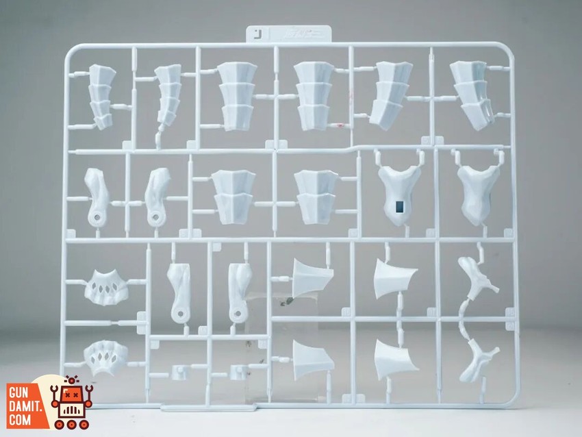 Gu Yin Animation 5DS-01 Yu-Gi-Oh! 5D's Shooting Star Dragon Model Kit - View 9 Gu Yin Animation 5DS-01 Yu-Gi-Oh! 5D's Shooting Star Dragon Model Kit - View 9