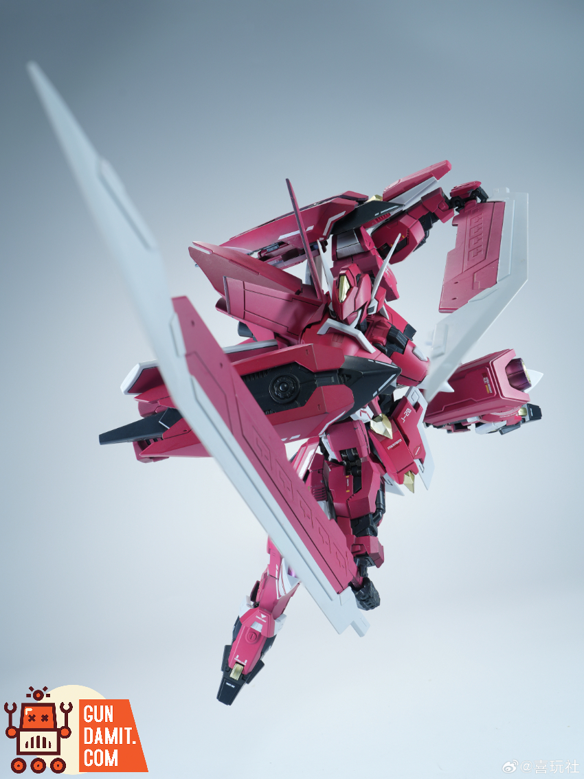 Play Club J-20 Dragon Soul Fighter Series Cangwei Vermilion Gild Red Pre-Painted Version Model Kit - View 2 Play Club J-20 Dragon Soul Fighter Series Cangwei Vermilion Gild Red Pre-Painted Version Model Kit - View 2