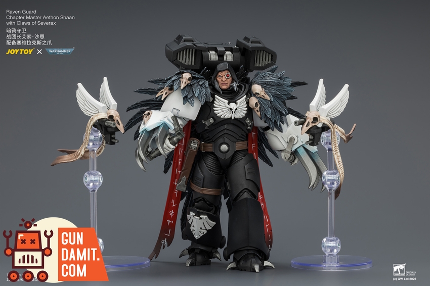 JoyToy JT04742 1/18 Warhammer 40k Raven Guard Chapter Master Aethon Shaan with Claws of Severax and Heavy Bolt Pistol - View 7 JoyToy JT04742 1/18 Warhammer 40k Raven Guard Chapter Master Aethon Shaan with Claws of Severax and Heavy Bolt Pistol - View 7