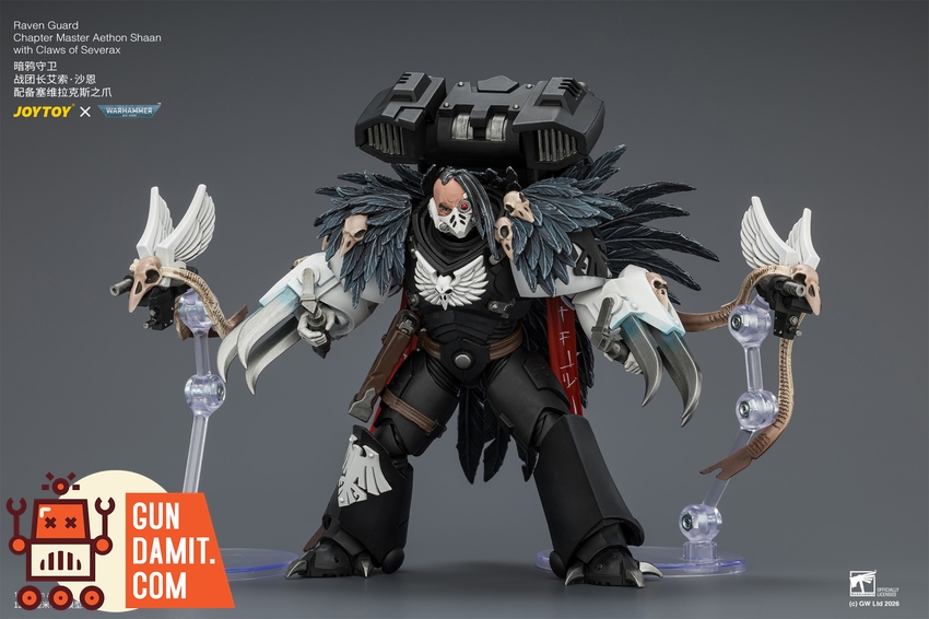 JoyToy JT04742 1/18 Warhammer 40k Raven Guard Chapter Master Aethon Shaan with Claws of Severax and Heavy Bolt Pistol - View 6 JoyToy JT04742 1/18 Warhammer 40k Raven Guard Chapter Master Aethon Shaan with Claws of Severax and Heavy Bolt Pistol - View 6