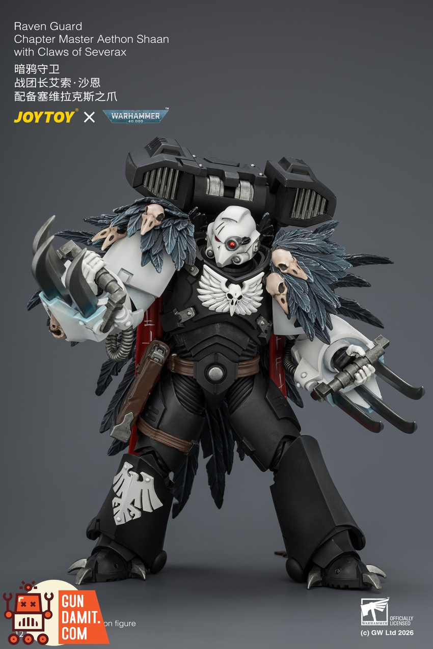 JoyToy JT04742 1/18 Warhammer 40k Raven Guard Chapter Master Aethon Shaan with Claws of Severax and Heavy Bolt Pistol - View 4 JoyToy JT04742 1/18 Warhammer 40k Raven Guard Chapter Master Aethon Shaan with Claws of Severax and Heavy Bolt Pistol - View 4