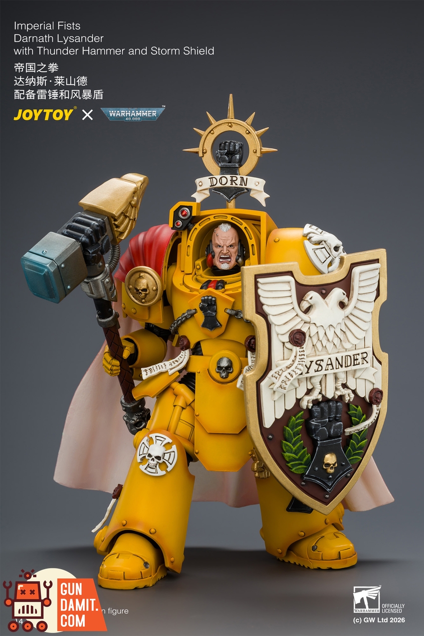 JoyToy JT04896 1/18 Warhammer 40K Imperial Fists Darnath Lysander with Thunder Hammer and Storm Shield - View 6 JoyToy JT04896 1/18 Warhammer 40K Imperial Fists Darnath Lysander with Thunder Hammer and Storm Shield - View 6