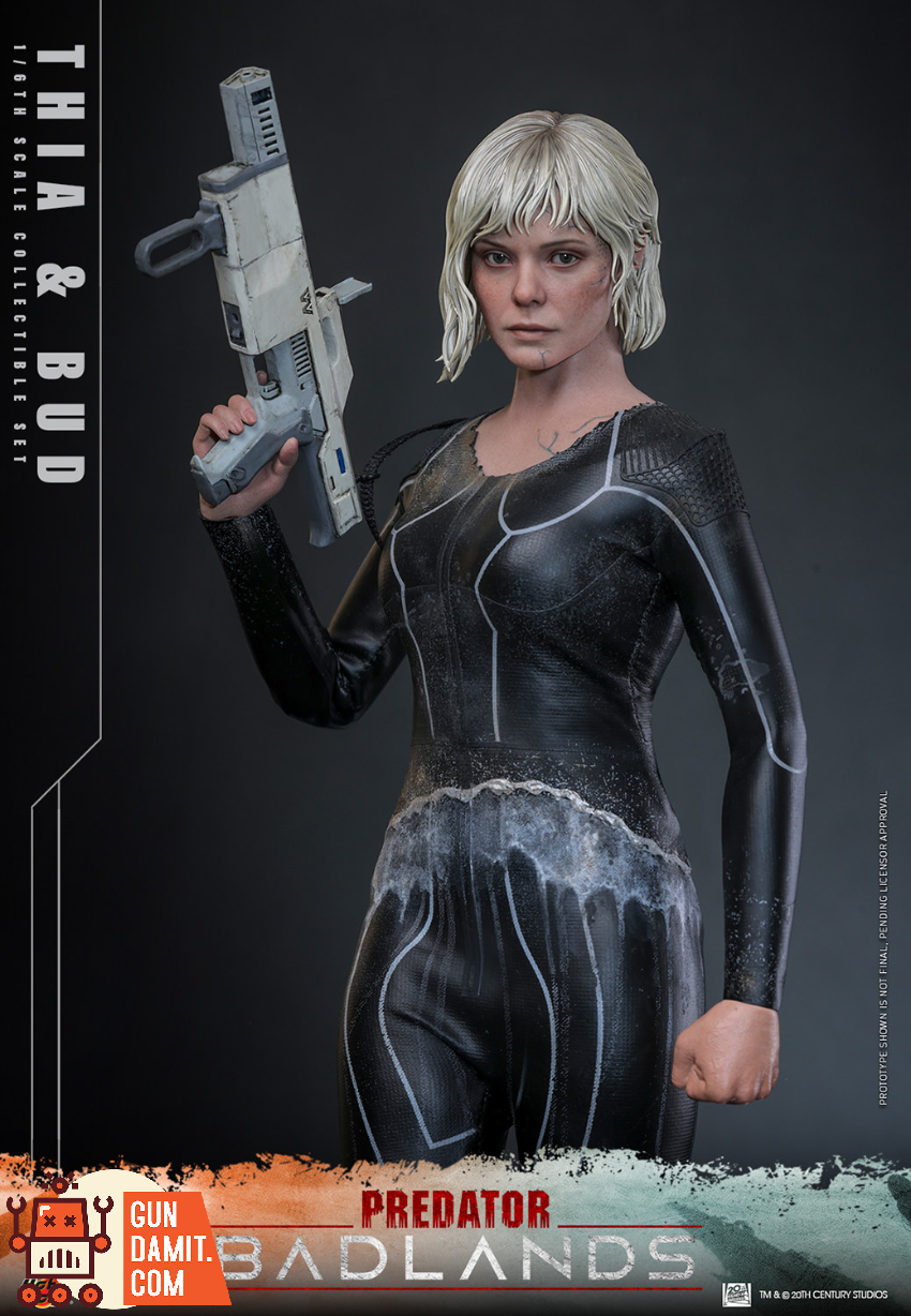 HotToys 1/6 MMS900 Predator: Badlands Thia and Bud - View 10 HotToys 1/6 MMS900 Predator: Badlands Thia and Bud - View 10