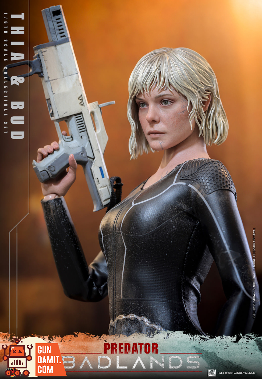 HotToys 1/6 MMS900 Predator: Badlands Thia and Bud - View 13 HotToys 1/6 MMS900 Predator: Badlands Thia and Bud - View 13