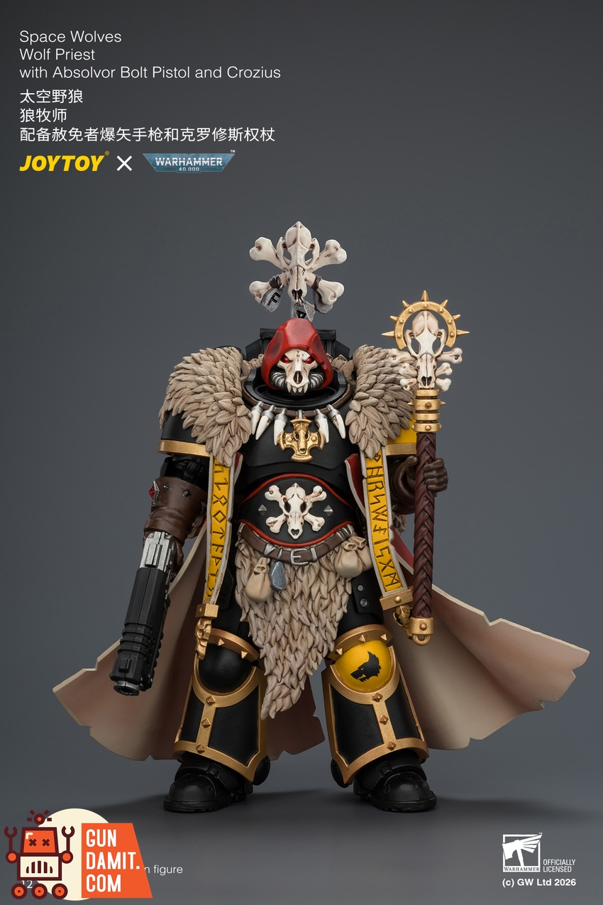 JoyToy JT04766 1/18 Warhammer 40k Space Wolves Wolf Priest with Absolvor Bolt Pistol and Crozius - View 2 JoyToy JT04766 1/18 Warhammer 40k Space Wolves Wolf Priest with Absolvor Bolt Pistol and Crozius - View 2