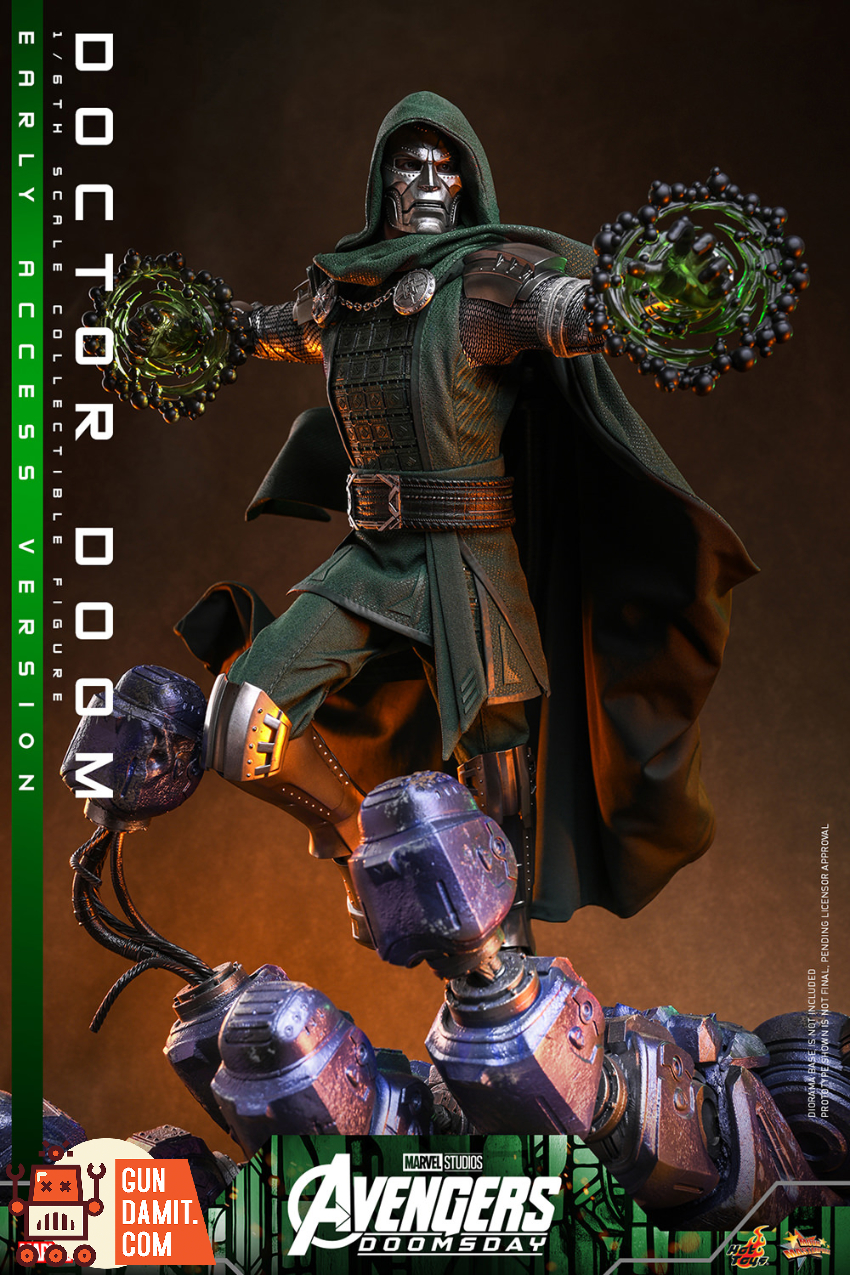 Hot Toys 1/6 MMS907B Avengers: Doomsday Doctor Doom Ultimate Special Ver. - View 3 Hot Toys 1/6 MMS907B Avengers: Doomsday Doctor Doom Ultimate Special Ver. - View 3