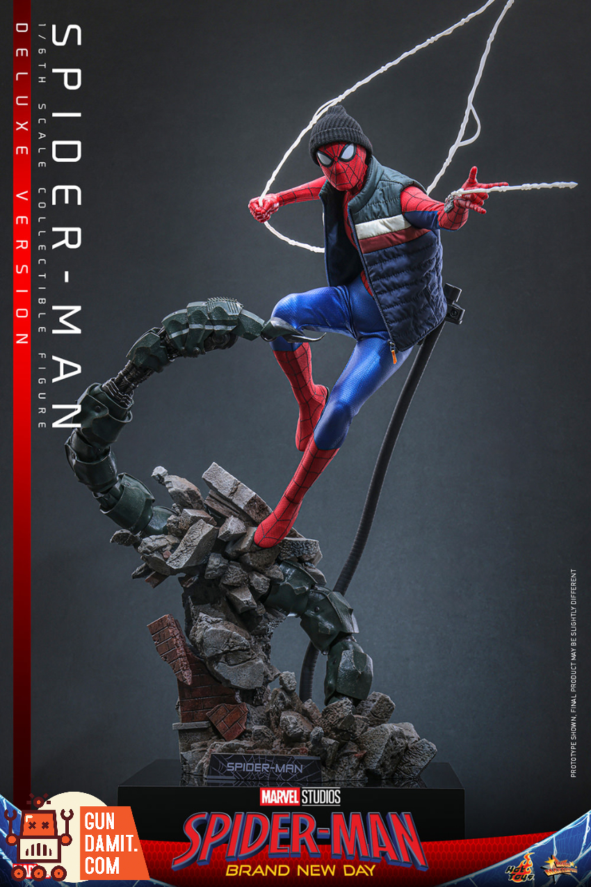 Hot Toys 1/6 MMS893B Spider-Man: Brand New Day Spider-Man Deluxe Special Ver. - View 16 Hot Toys 1/6 MMS893B Spider-Man: Brand New Day Spider-Man Deluxe Special Ver. - View 16