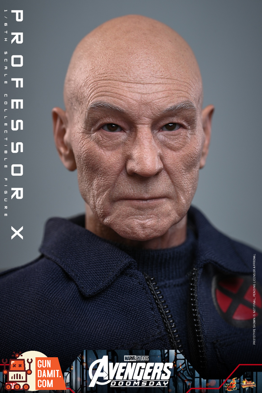 Hot Toys 1/6 MMS917 Avengers: Doomsday Professor X - View 13 Hot Toys 1/6 MMS917 Avengers: Doomsday Professor X - View 13