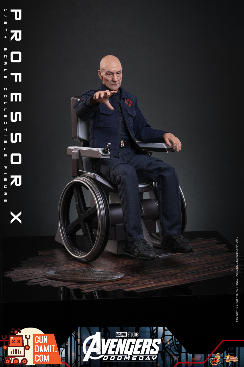 Hot Toys 1/6 MMS917 Avengers: Doomsday Professor X - View 9 Hot Toys 1/6 MMS917 Avengers: Doomsday Professor X - View 9