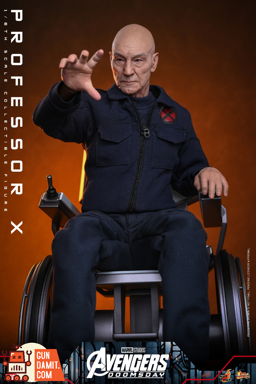Hot Toys 1/6 MMS917 Avengers: Doomsday Professor X - View 7 Hot Toys 1/6 MMS917 Avengers: Doomsday Professor X - View 7