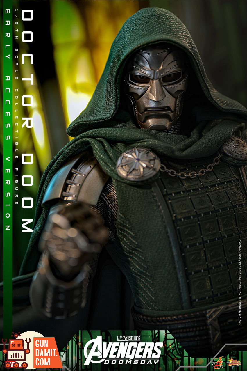 Hot Toys 1/6 MMS907B Avengers: Doomsday Doctor Doom Ultimate Special Ver. - View 16 Hot Toys 1/6 MMS907B Avengers: Doomsday Doctor Doom Ultimate Special Ver. - View 16