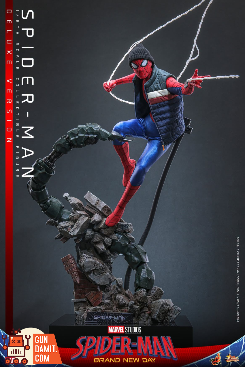 Hot Toys 1/6 MMS893 Spider-Man: Brand New Day Spider-Man Deluxe Ver. - View 14 Hot Toys 1/6 MMS893 Spider-Man: Brand New Day Spider-Man Deluxe Ver. - View 14