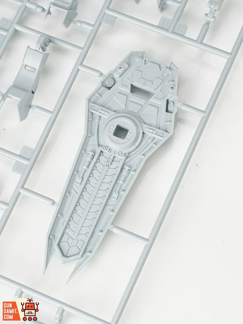 Arkteon Industry 1/100 Thunderstorm Model Kit - View 9 Arkteon Industry 1/100 Thunderstorm Model Kit - View 9