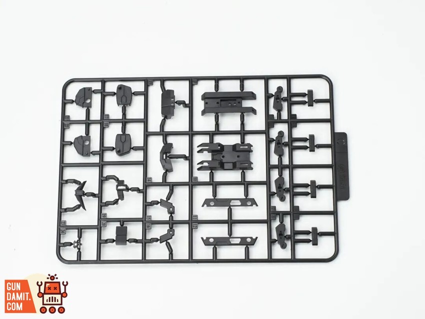 Entropy Play MH-002 Ground Combat Type Hunter Model Kit - View 10 Entropy Play MH-002 Ground Combat Type Hunter Model Kit - View 10