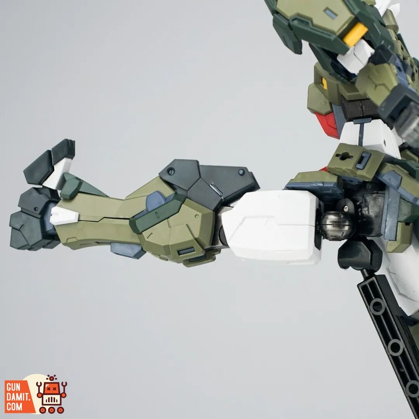 Entropy Play MH-002 Ground Combat Type Hunter Model Kit - View 35 Entropy Play MH-002 Ground Combat Type Hunter Model Kit - View 35