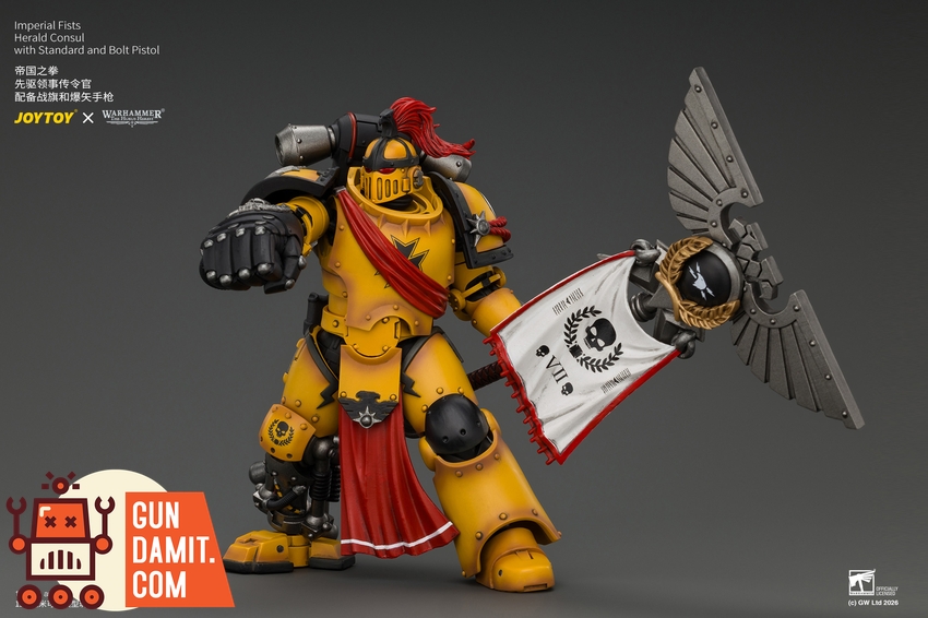 JoyToy JT05220 1/18 Warhammer The Horus Heresy Imperial Fists Herald Consul with Standard and Bolt Pistol - View 11 JoyToy JT05220 1/18 Warhammer The Horus Heresy Imperial Fists Herald Consul with Standard and Bolt Pistol - View 11