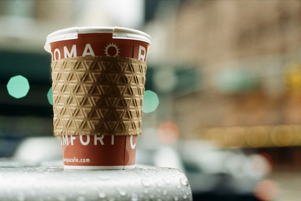 Custom coffee cup sleeves deliver effective information