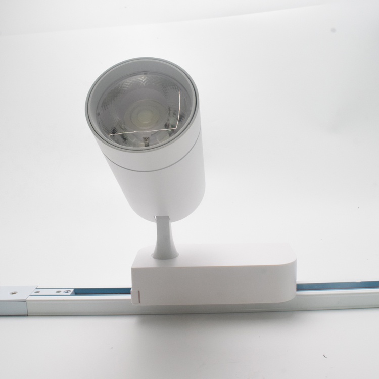 Modern Design Focus Lighs Energy Saving Adjustable 20W 30W Spot LED Tracklight