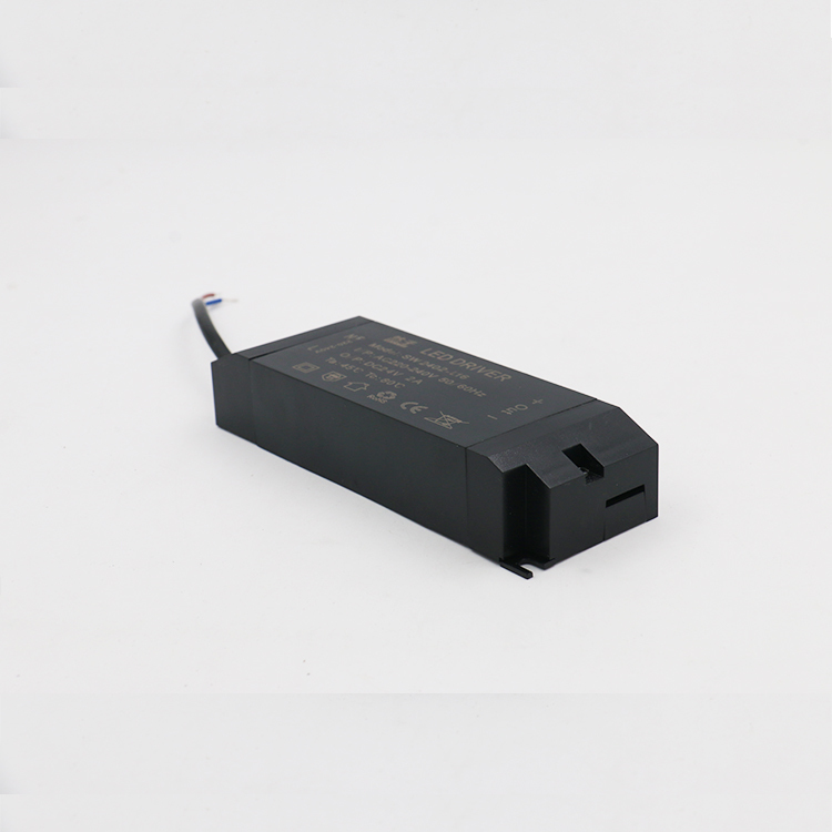 Durable Stable Long Lifetime LED Power Supply 2A 50W Constant Pressure LED Lighting Driver