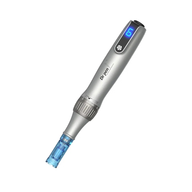 Microneedle Derma Pen Electric Wireless Professional Skincare Kit Derma Hydra Pen Microneedling Dr. Pen M8s