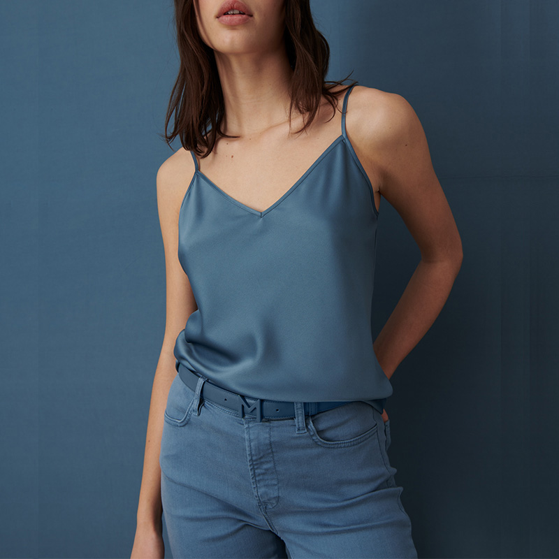 Slim-fit sleeveless satin tank tops women
