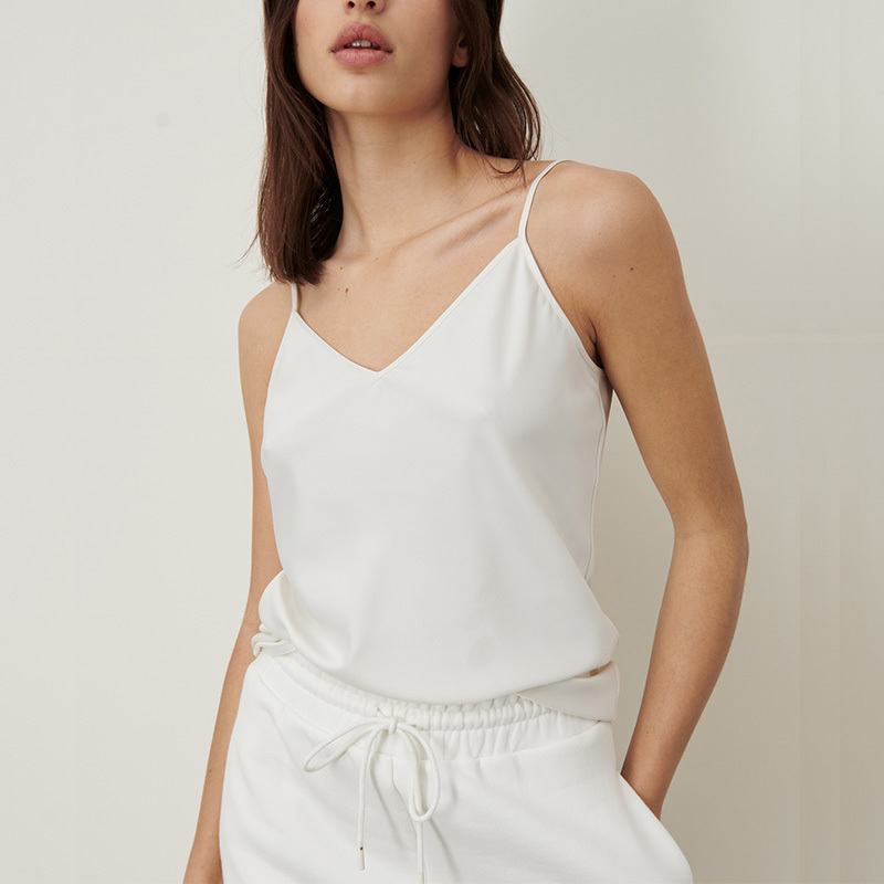Slim-fit sleeveless satin tank tops women