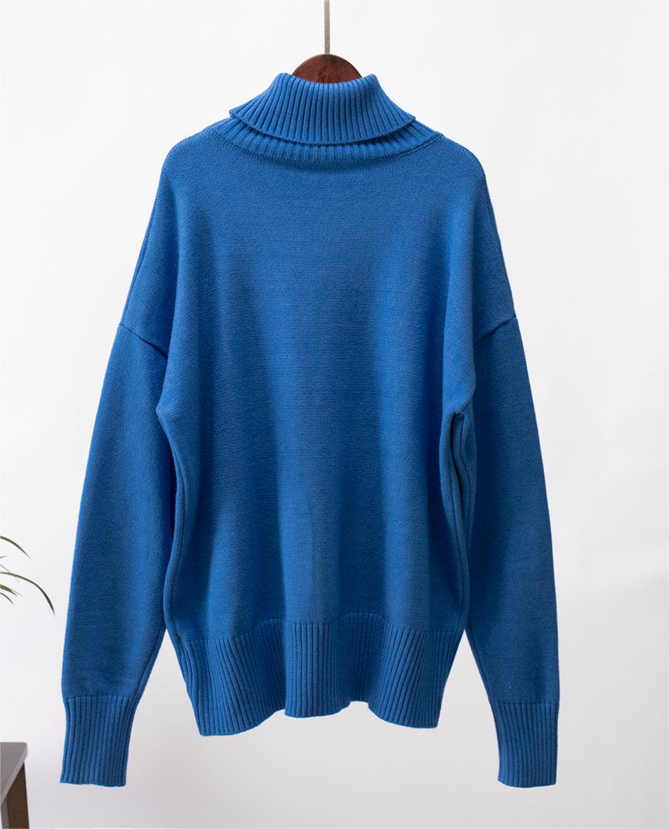 Turtleneck pullover sweater lady