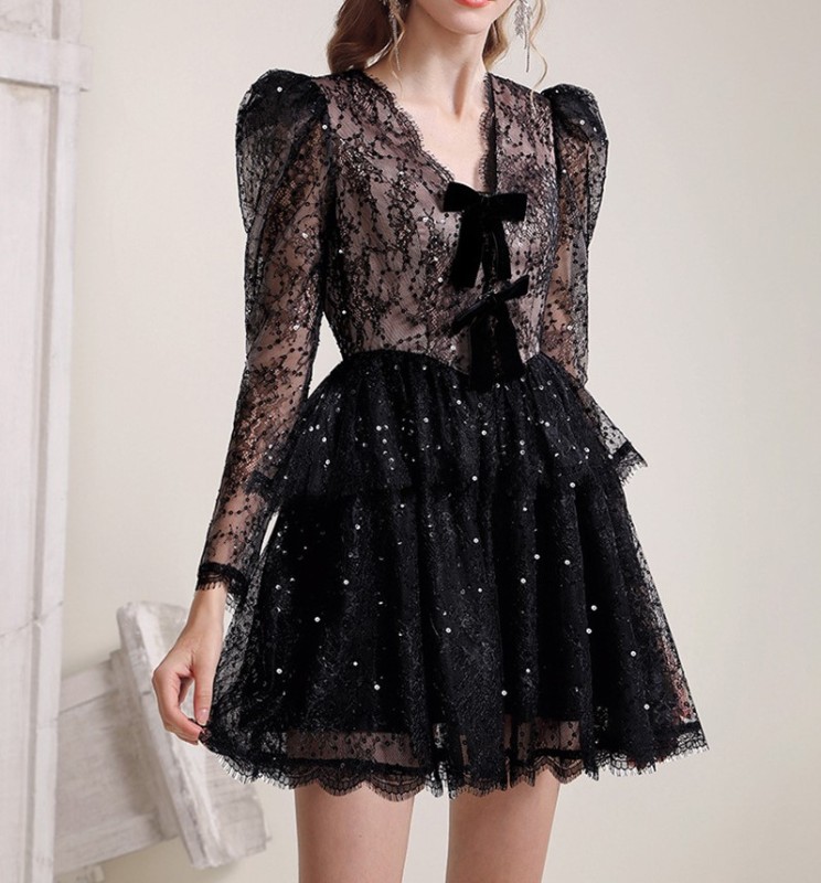 Black V-neck lace formal dress