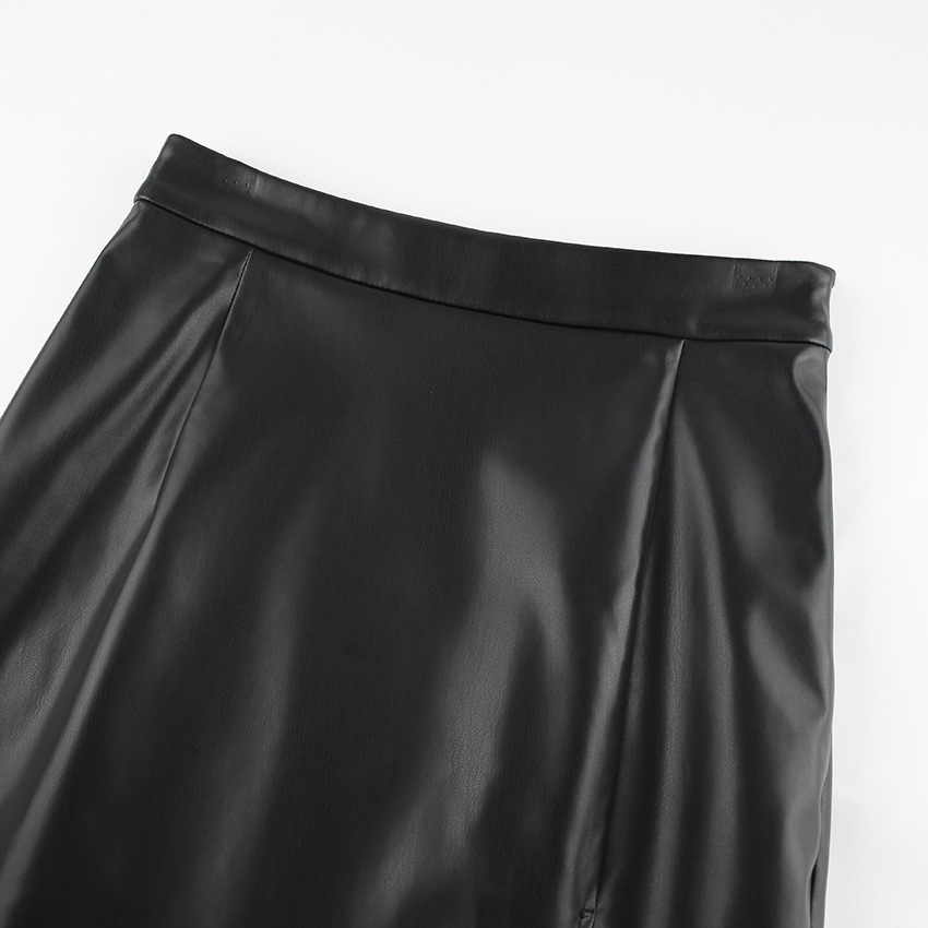 Split buttocks skirt leather skirt
