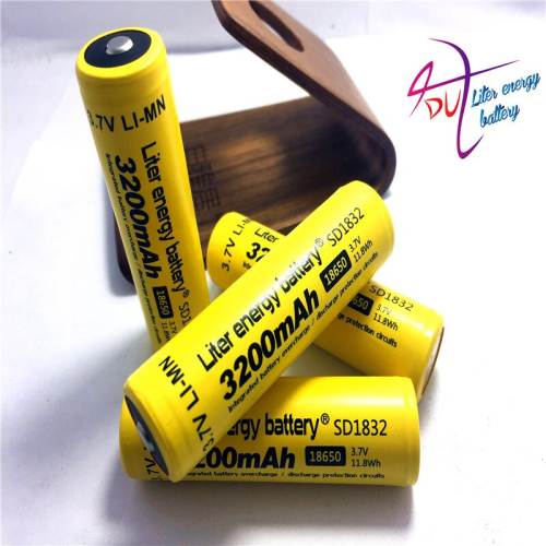 10 pcs/ Lot Protected New Original NCR18650B 3200mAh 18650 Rechargeable battery with PCB 3.7v Flashlight use