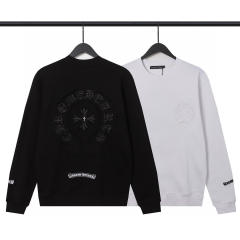 CH Long-Sleeve Crewneck Sweatshirt Black White