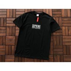 Suprem* Paris Tee Black 24SS