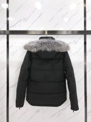1:1 Top Quality Mοοse Knuck1es Down Jacket