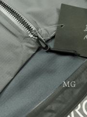 Alpha LT GORE-TEX Waterproof Jacket