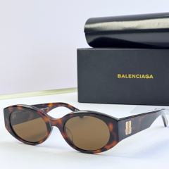 BLCG Embossed BB Black Oval Retro Sunglasses