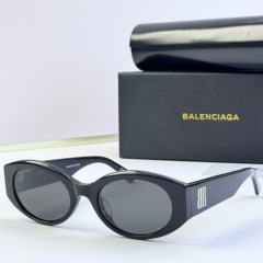 BLCG Embossed BB Black Oval Retro Sunglasses