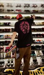 1:1 Top Quality CH Hot Pink Horseshoe Circle Black Pocket T-Shirt