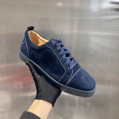 1:1 quality version Embroidered Heel Signature Red Sole Low-Top Casual Sneakers 3 colors 28894913
